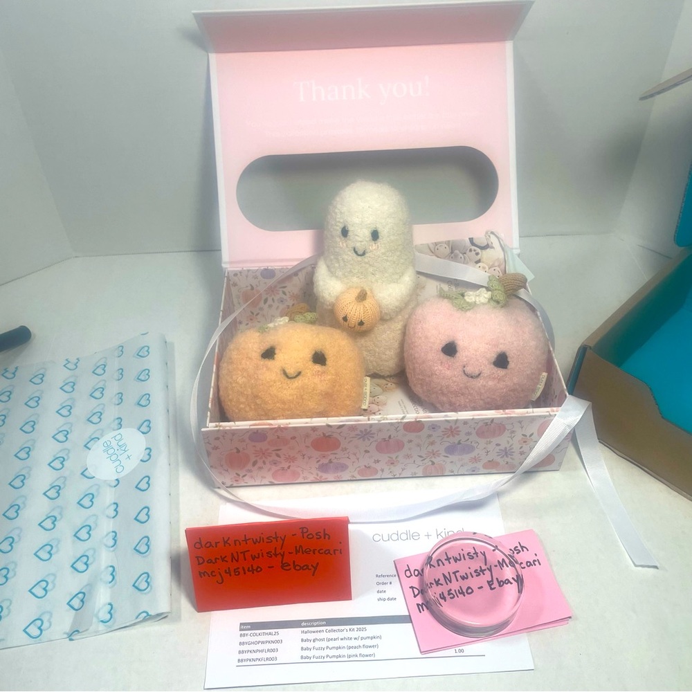 3 PIECE BNWT 2025 CUDDLE + KIND 1 BOUCLE GHOST W PUMPKIN AND 2 BOUCLE PUMPKINS - Picture 4 of 12